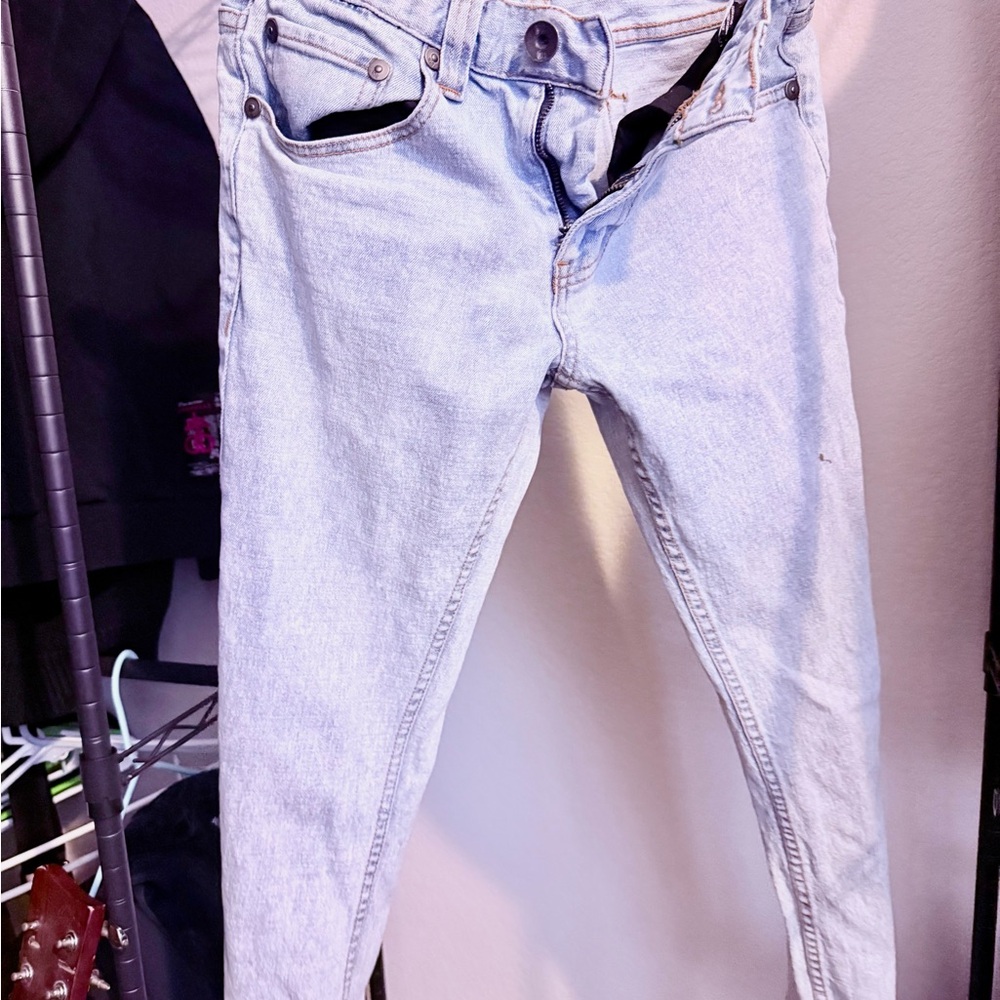 Light Wash Denim Jeans